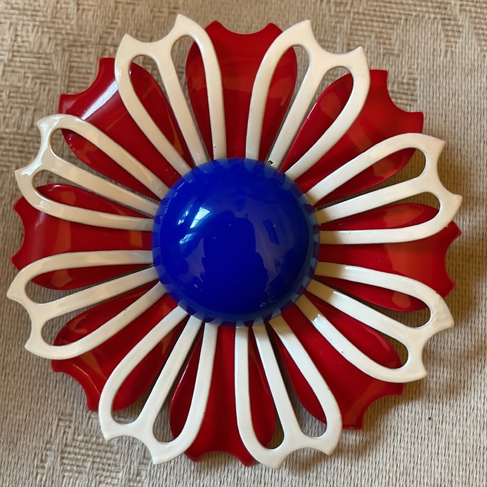 Vintage 1960s red, white and blue enameled flower pin